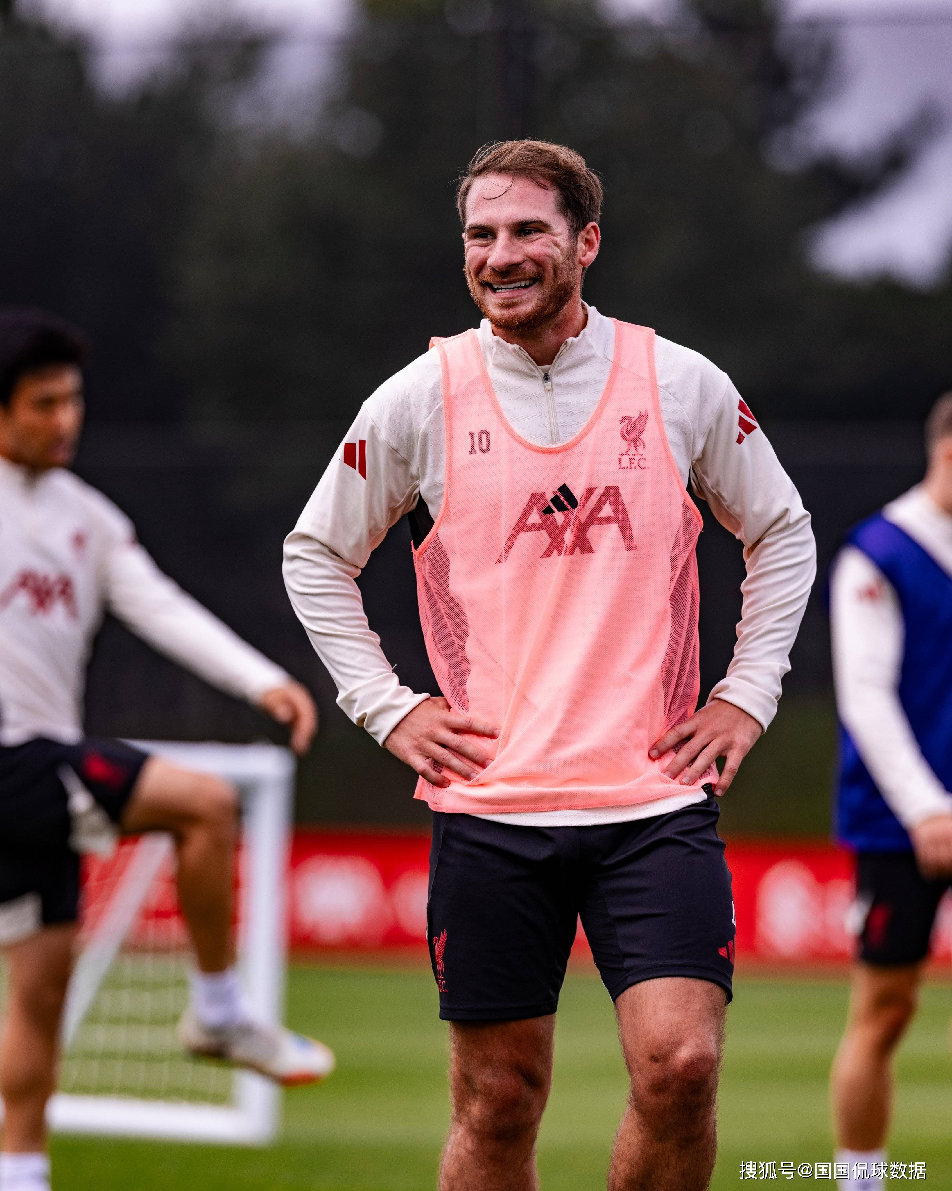 社区盾赛程吃紧，武汉三镇今夜主帅复盘，悬念犹存，球队文化再被提及 