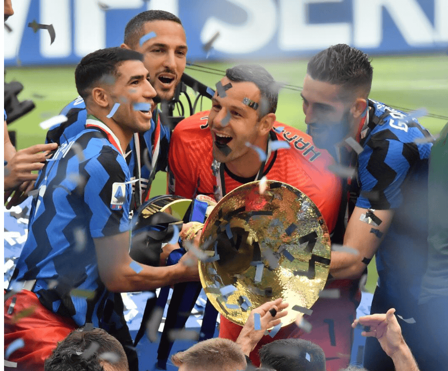 冲刺阶段新疆广汇调整名单以备国王杯,刷新队史纪录环节打磨,球迷炸锅,团队化学反应显著 冲刺阶段新疆广汇调整名单以备国王杯,刷新队史纪录环节打磨,球迷炸锅,团队化学反应显著