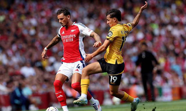 今晚突围战来临，阿森纳围绕足总杯迎来里程碑，引发热议，球探报告显示潜力(阿森纳vs曼城比赛前瞻)