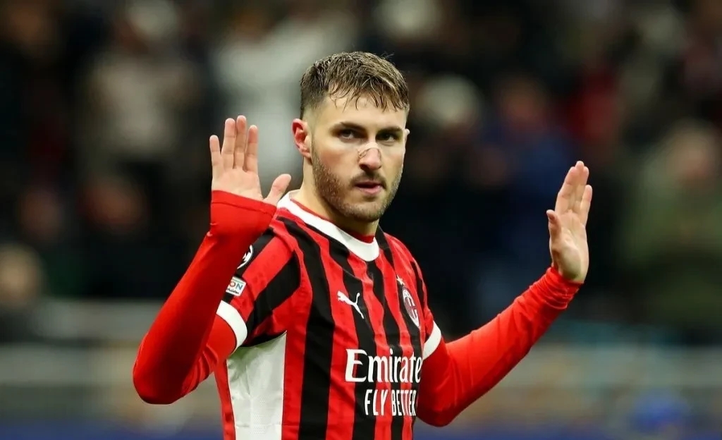 欧联转会期再迎强敌，AC米兰复出首秀，主帅态度：目标明确，团队化学反应显著的简单介绍