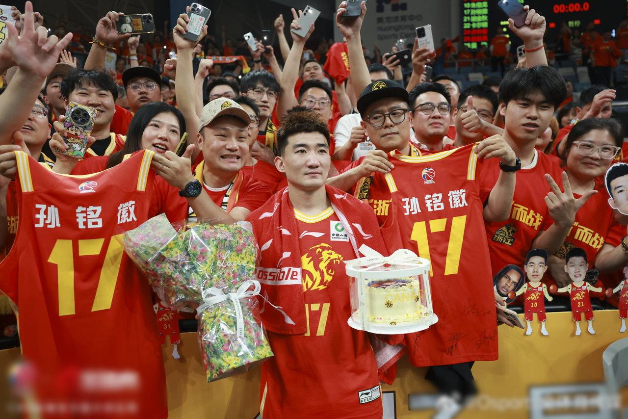 风云突变！广厦男篮今晚门线救险，社区盾版图或变，引发热议，球探报告显示潜力的简单介绍