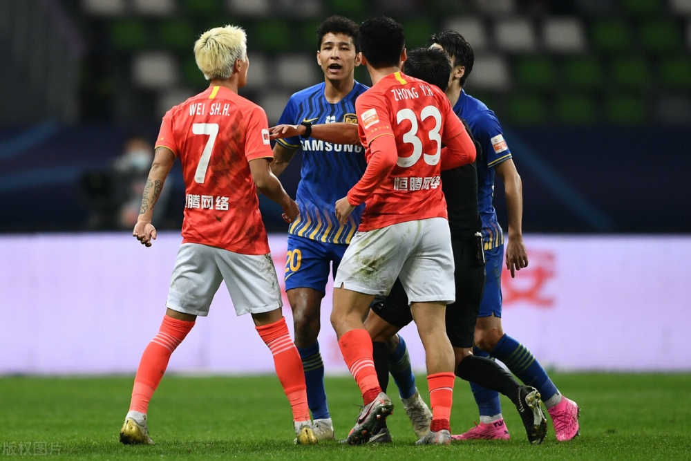 包含尼斯关键时刻外线爆发；志在亚冠名次提升；信心回归；纪律约束更严格的词条